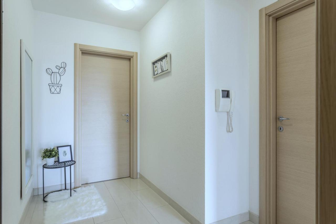 Iris Beach Apartments Kaštela 외부 사진